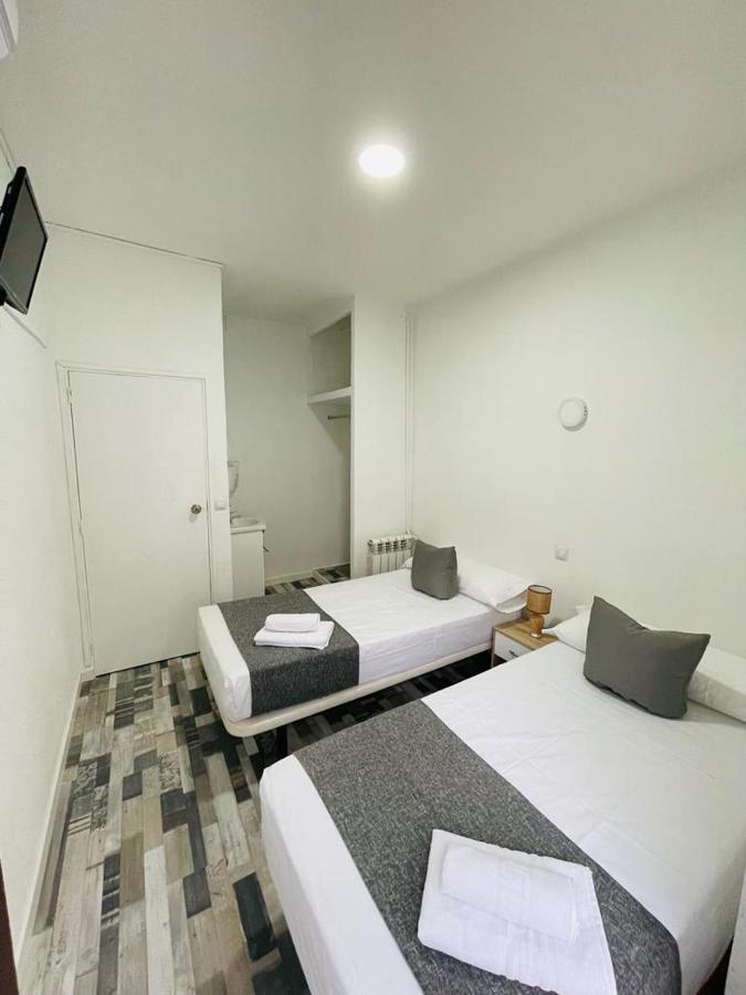 Hostal Noche Y Dia Madrid Dış mekan fotoğraf