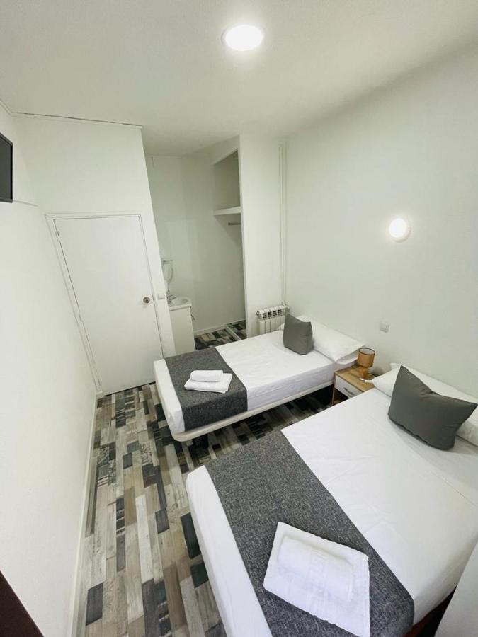 Hostal Noche Y Dia Madrid Dış mekan fotoğraf